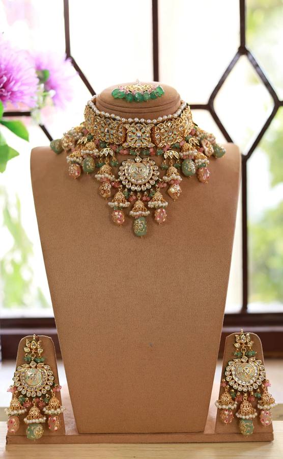 Kundan bridal necklace and earrings set with pastel beads