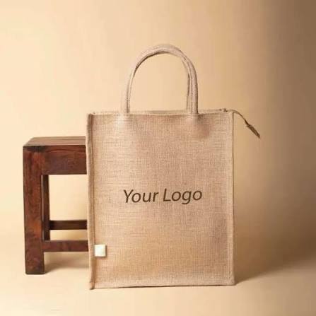 Jute shopping bag with custom logo placement